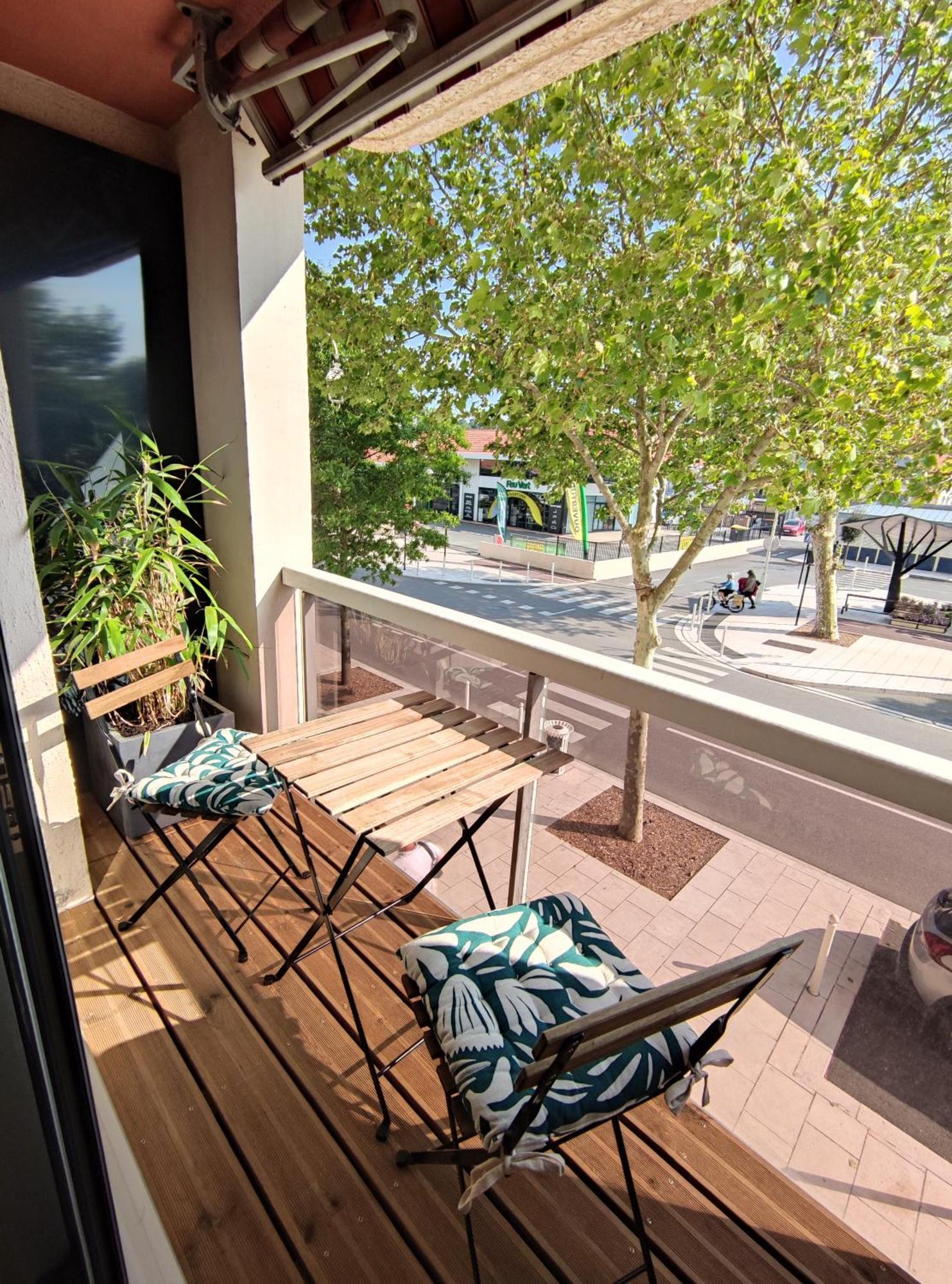 Studio Avec Parking Centre-Ville Face A La Gare Plage & Commerces 阿卡雄 外观 照片